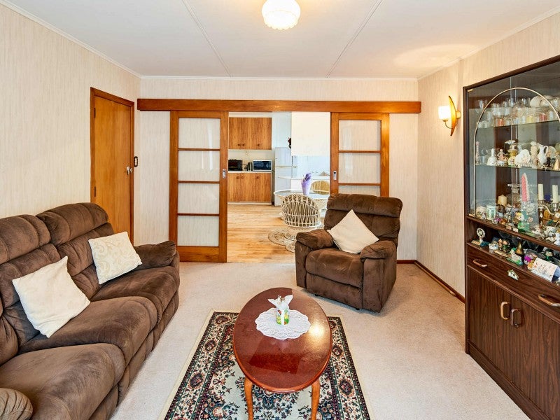 46 Melrose Road, Island Bay, Wellington - Carousel 2