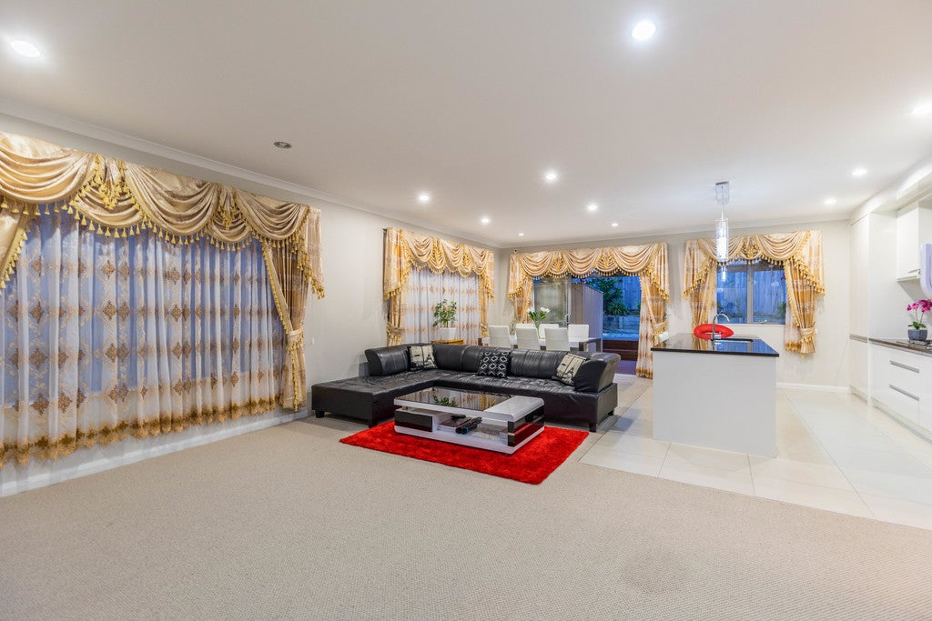 21 Kerrykeel Drive, Flat Bush, Auckland - Carousel 2