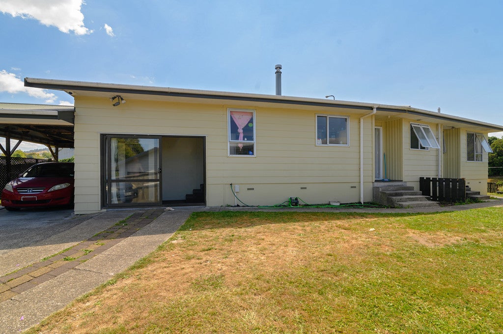 65 Homedale Street, Pukehangi, Rotorua - Carousel 1