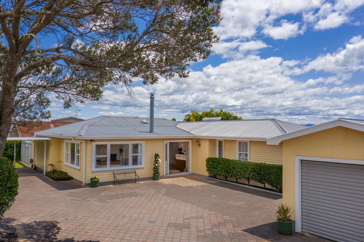 257 Waihi Road, Judea, Tauranga - Carousel 1