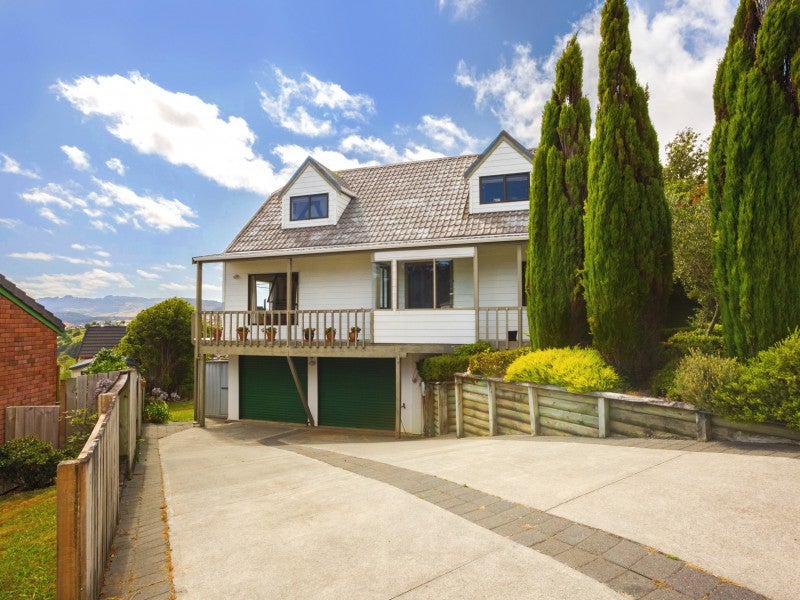80 Ayton Drive, Whitby, Porirua - Carousel 2