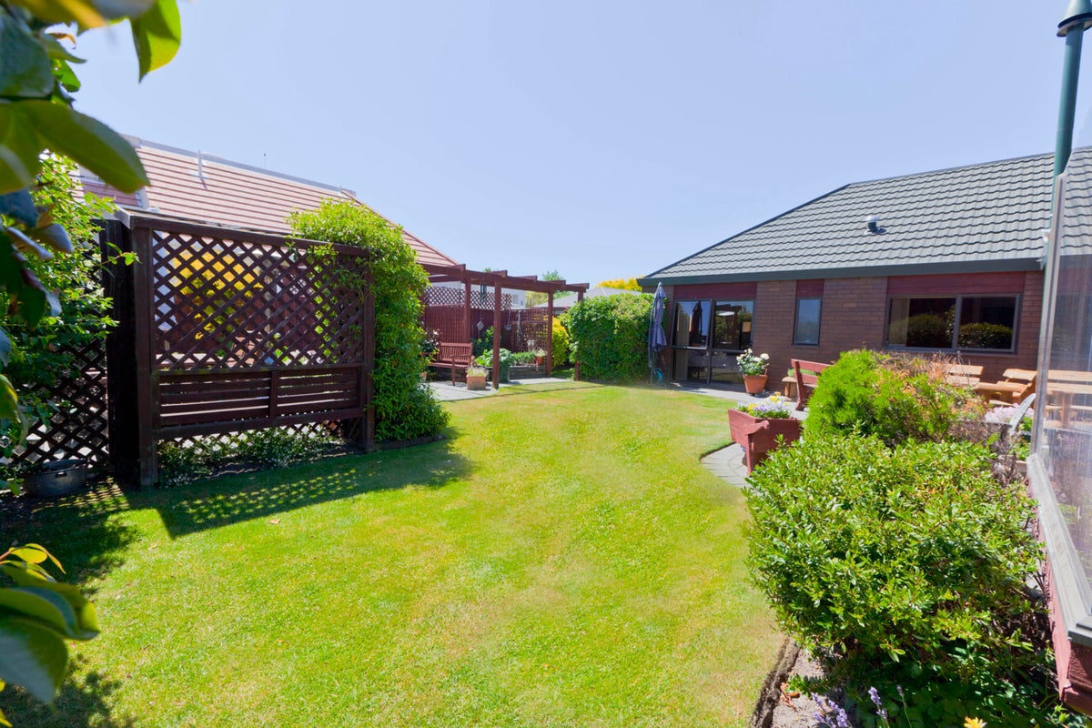 10 Briarmont Street, Avondale, Christchurch - Carousel 1