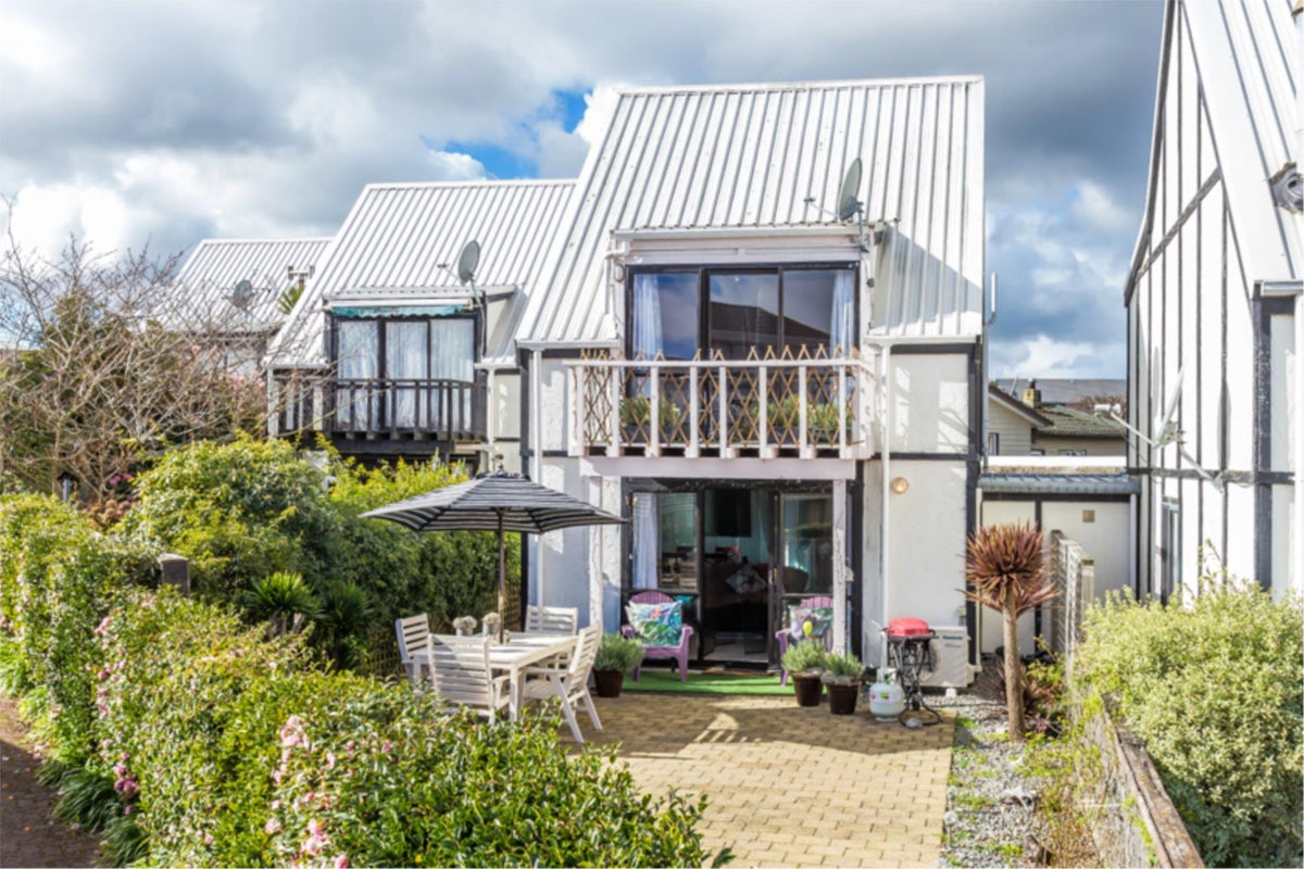 132 Roberts Street, Taupo, Taupo - Carousel 1