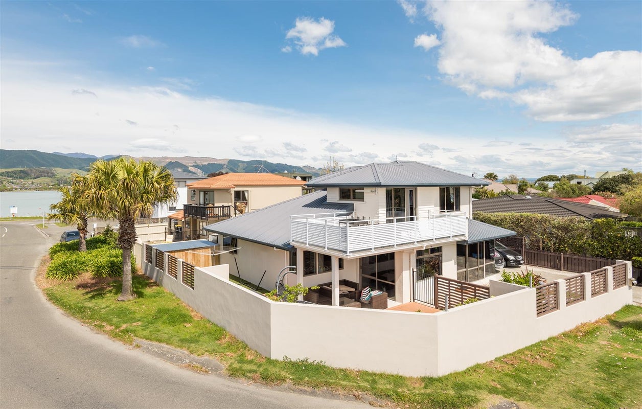5 Martin Street, Monaco, Nelson - Carousel 20