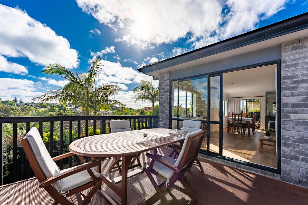 38 Rivervale Grove, Stanmore Bay, Whangaparaoa - Carousel 1
