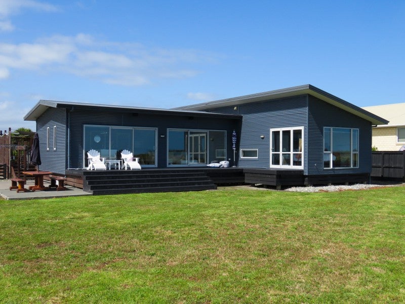 28 Elley Drive, Carters Beach, Westport - Carousel 1