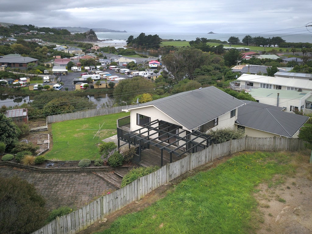 25 Bath Street, Brighton, Dunedin - Carousel 20