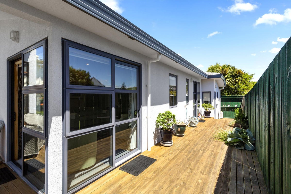 9B Bay Drive, Titahi Bay, Porirua - Carousel 13