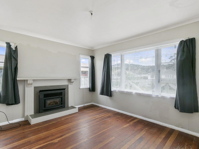 60 Wellington Road, Wainuiomata, Lower Hutt - Carousel 2