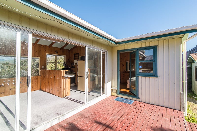 23 William Street, Waikanae Beach, Waikanae - Carousel 2