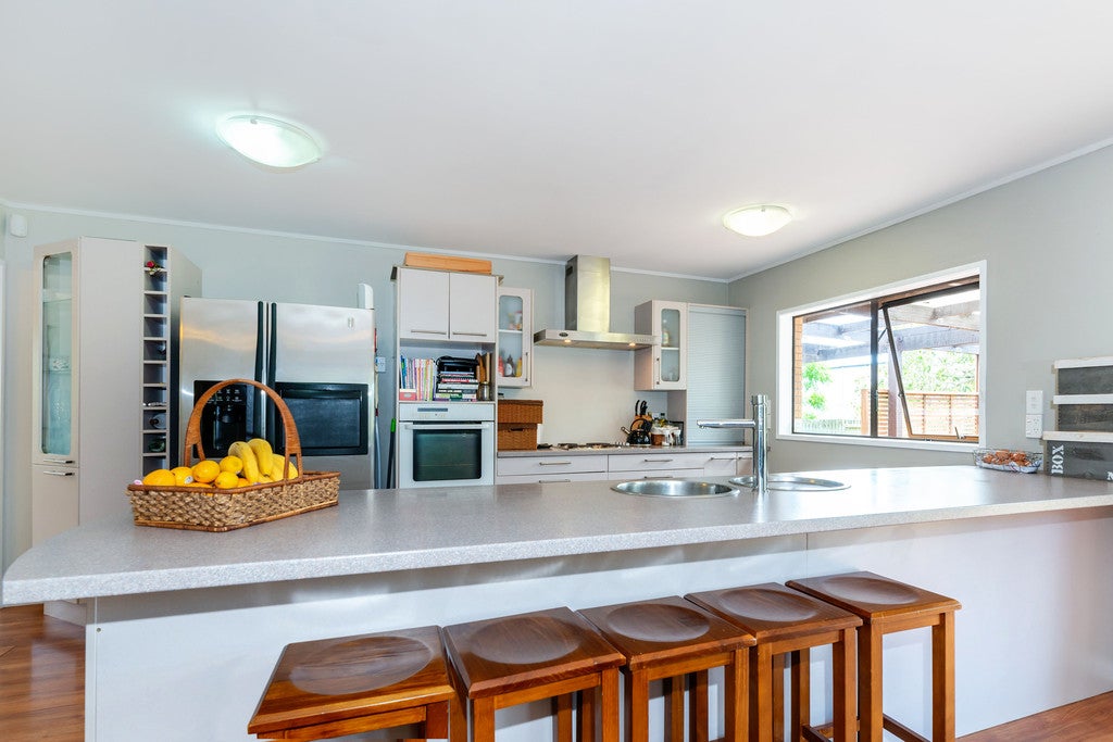 38 Ti Nana Crescent, Henderson, Auckland - Carousel 2