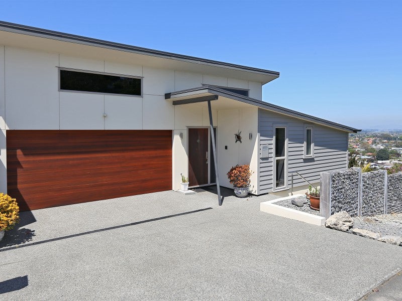 2B Kelsall Street, Hospital Hill, Napier - Carousel 1