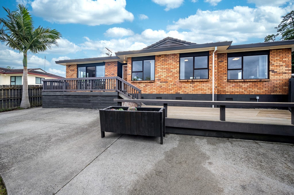 32 De Quincey Terrace, Highland Park, Auckland - Carousel 26
