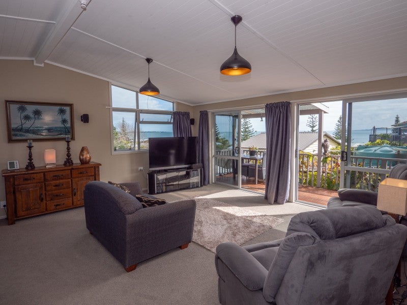 264 North Beach Road, Point Elizabeth, Greymouth - Carousel 1