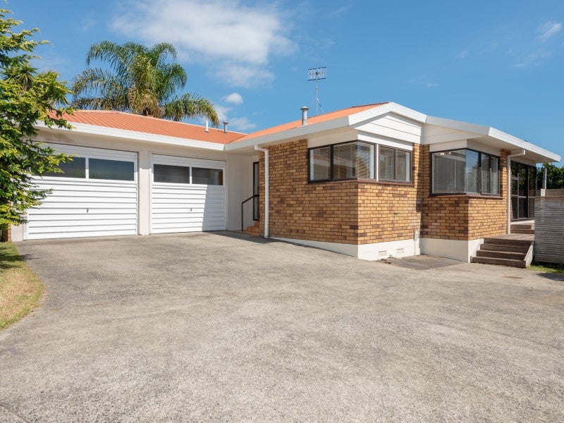 69A Fraser Street, Tauranga South, Tauranga - Carousel 1