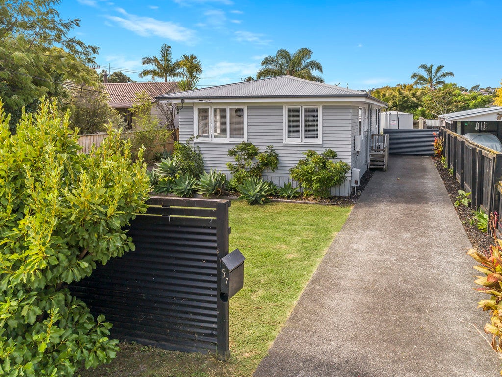 57 Kauri Road, Stanmore Bay, Whangaparaoa - Carousel 1