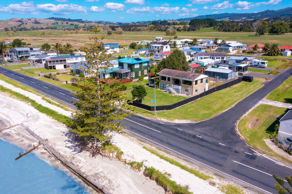 899 East Coast Road, Pokeno - Carousel 2