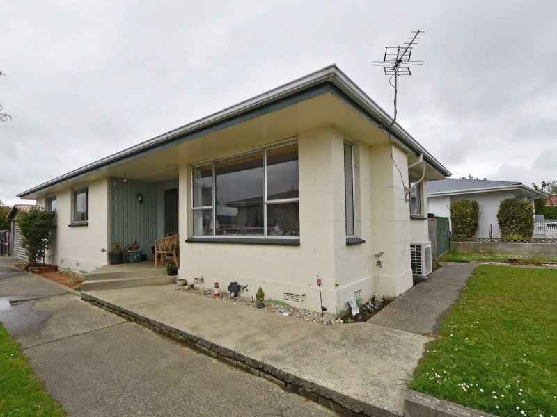 98 Waiau Crescent, Kingswell, Invercargill - Carousel 1