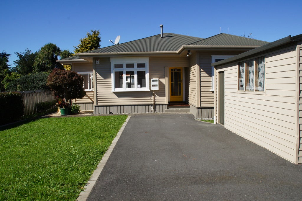5 Miro Street, Maeroa, Hamilton - Carousel 1