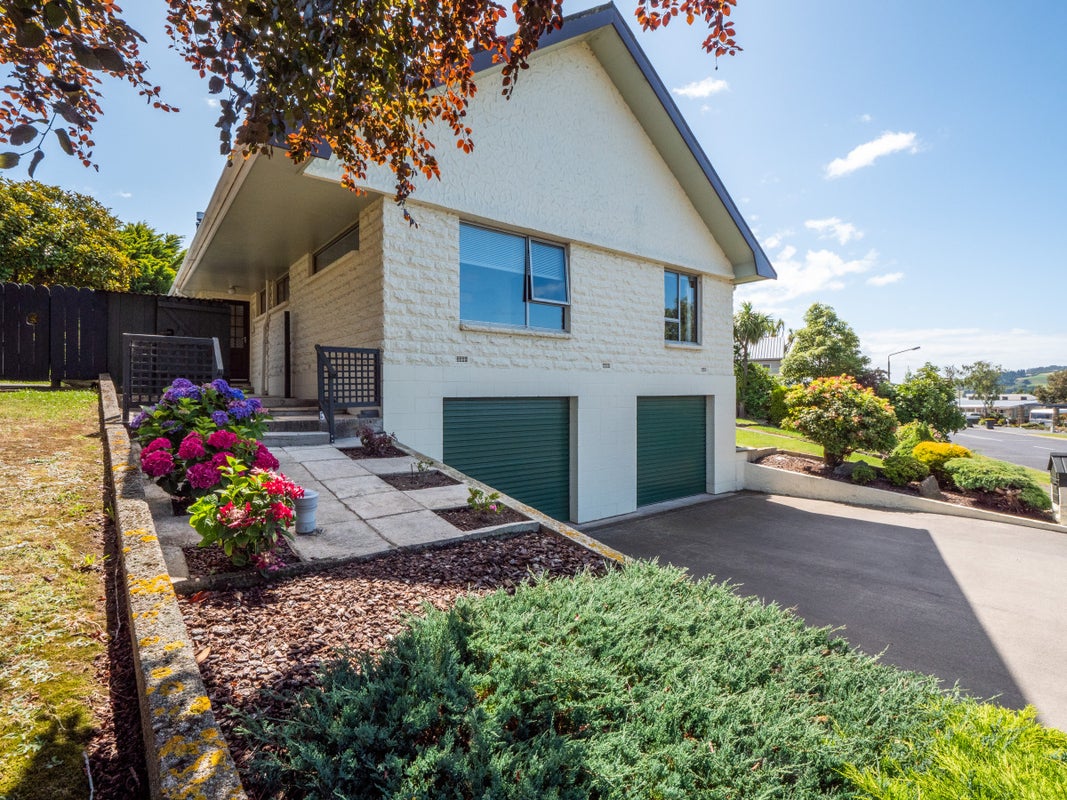 15 Estuary Crescent, Fairfield, Dunedin - Carousel 17