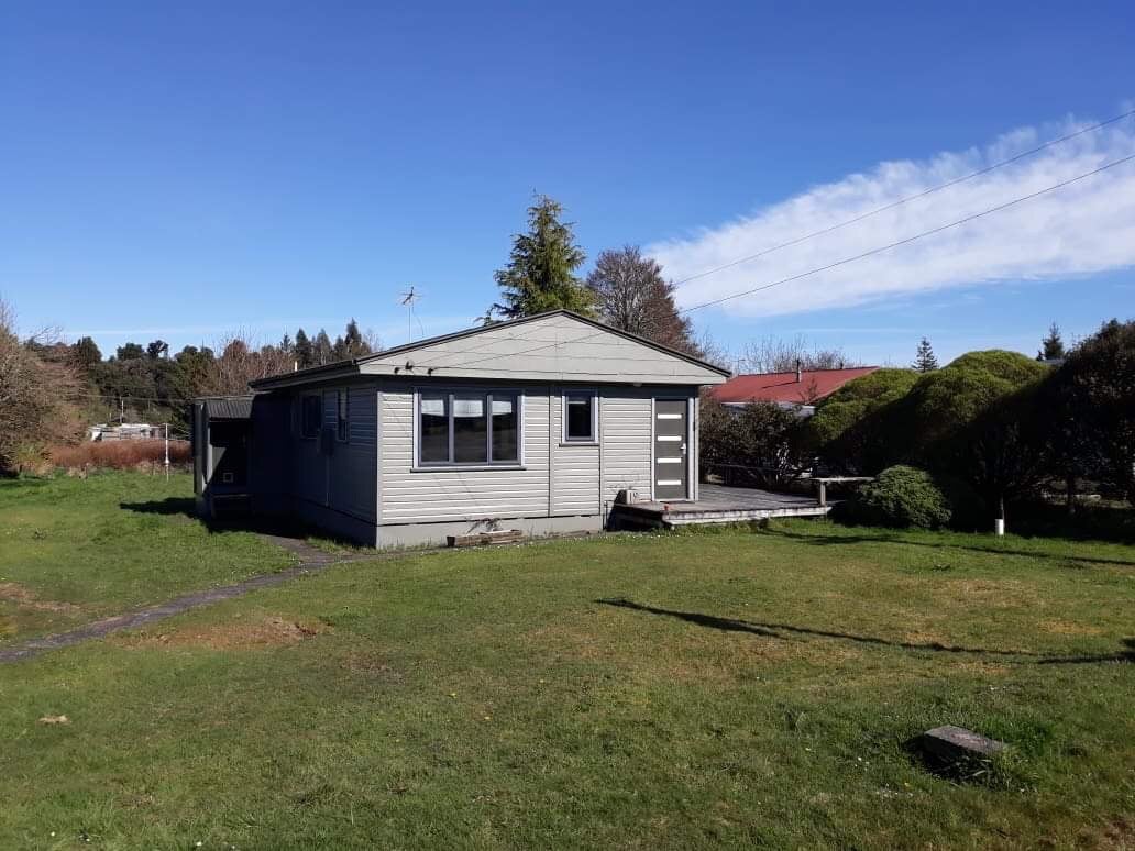 19 Mackenzie Street, Waimarino, National Park - Carousel 2
