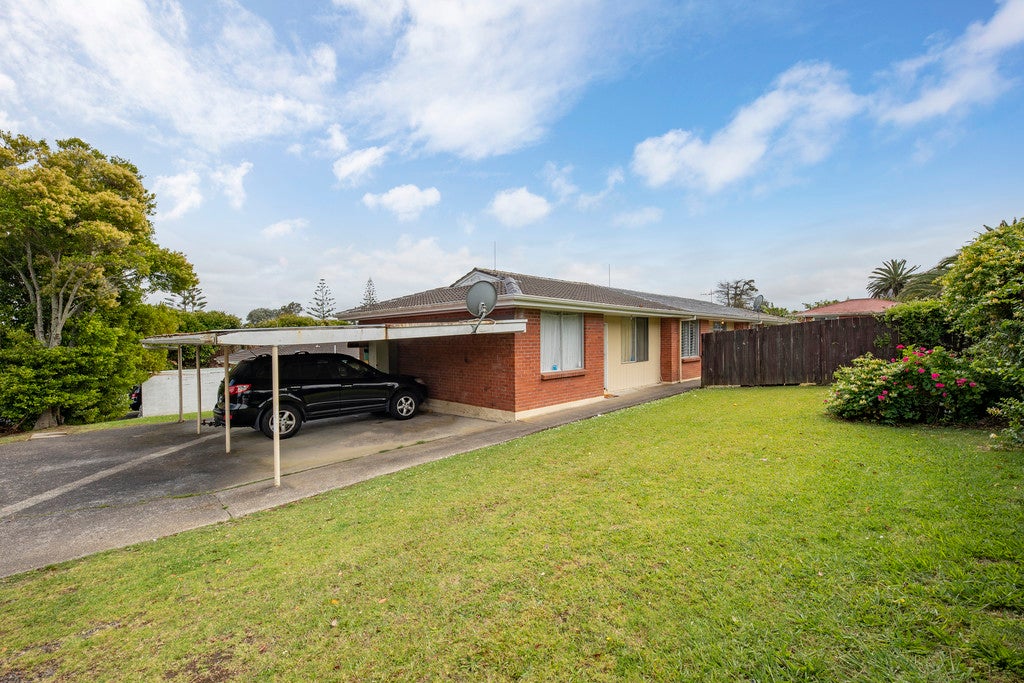 1/73 Seabrook Avenue, New Lynn, Auckland - Carousel 11