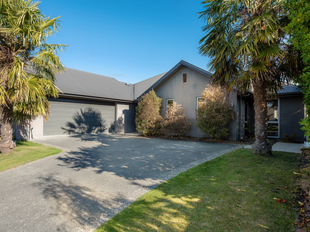 33 Magnolia Drive, Springlands, Blenheim - Carousel 29