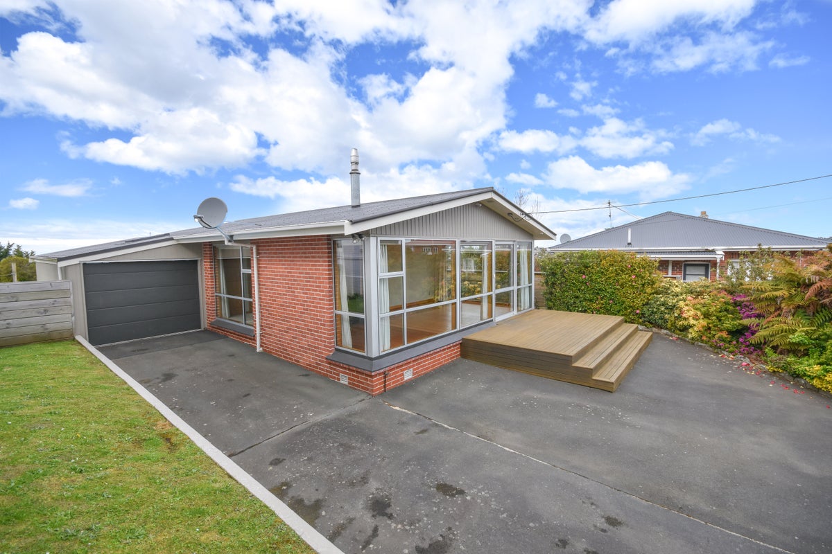 113 Mornington Road, Kenmure, Dunedin - Carousel 2