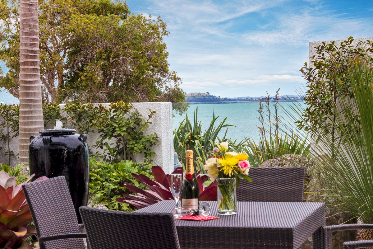 3/7 Cliff Road, St Heliers, Auckland - Carousel 2