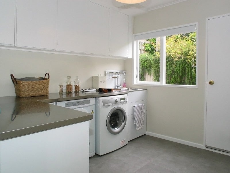 8 Discovery Drive, Whitby, Porirua - Carousel 25