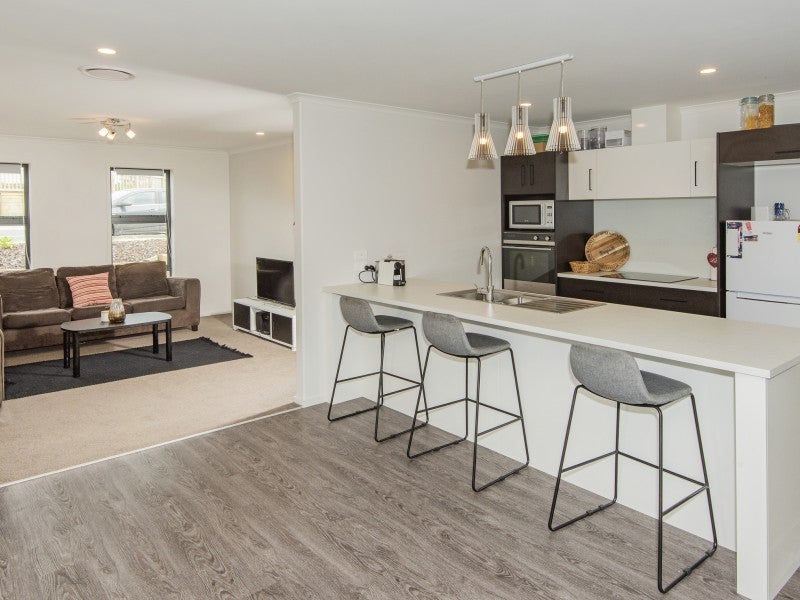 1 Torrey Pines Rise, Kamo, Whangarei - Carousel 2