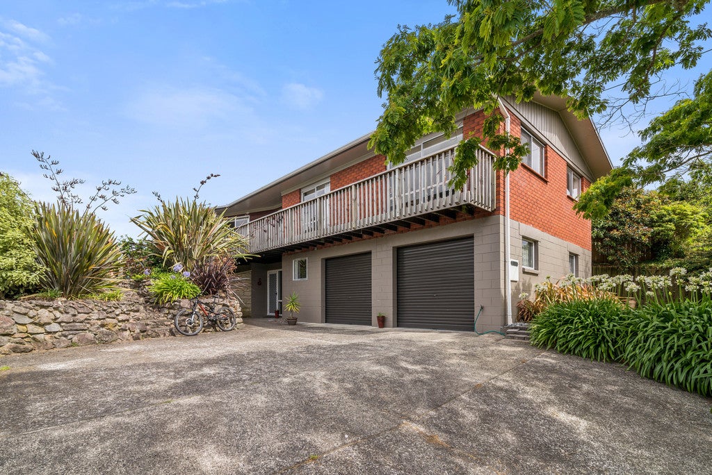 32 Utuhina Road, Springfield, Rotorua - Carousel 24
