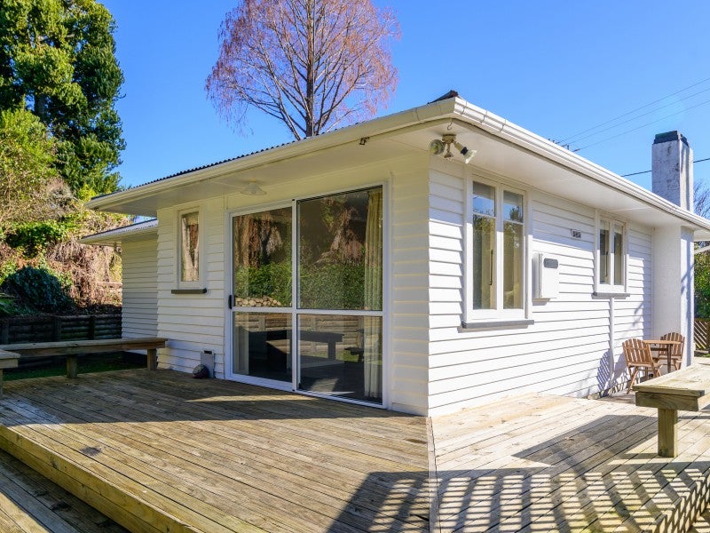 33 Nikau Street, Springfield, Rotorua - Carousel 1