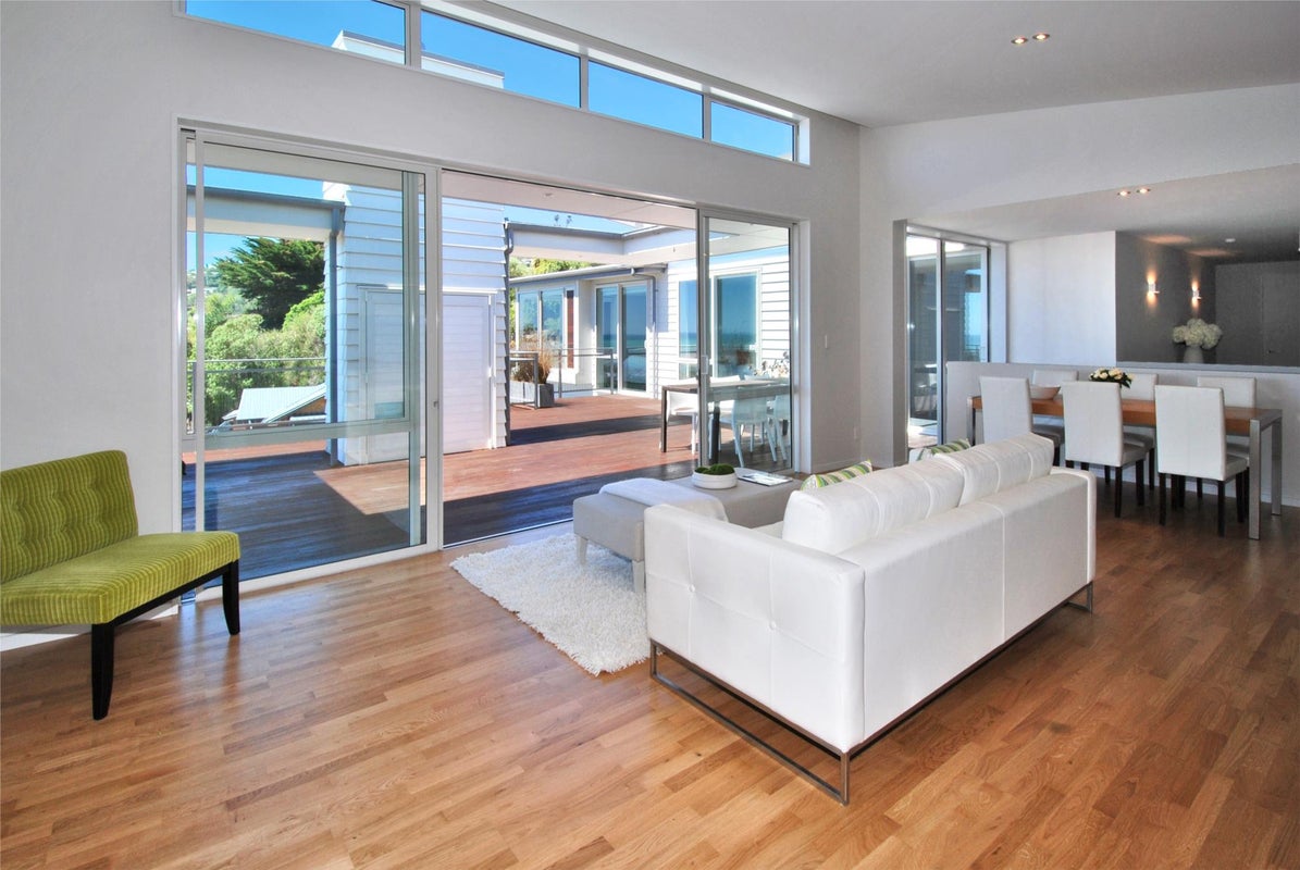 10 Challenger Lane, Redcliffs, Christchurch - Carousel 1