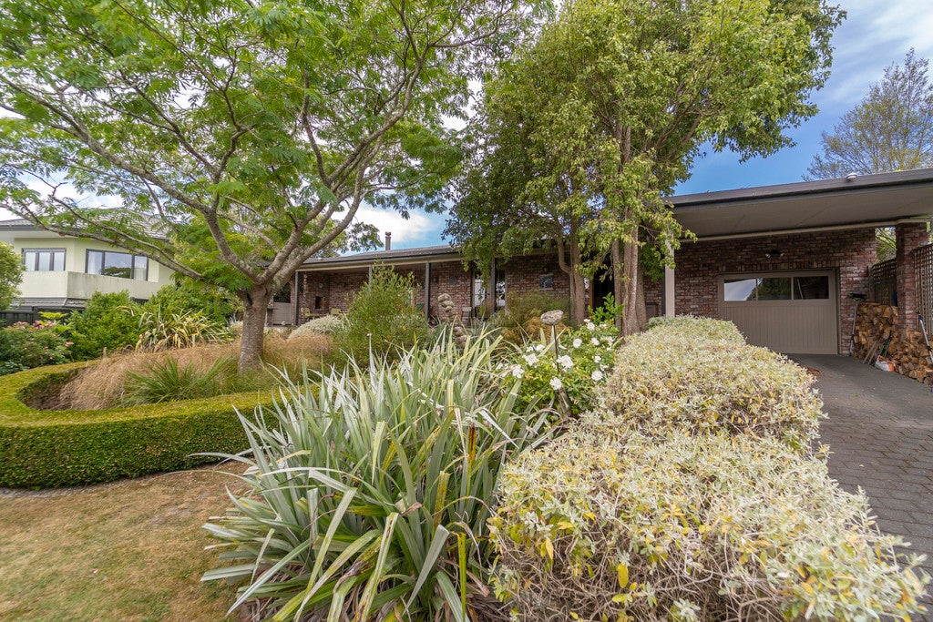 15 Tankersley Street, Lansdowne, Masterton - Carousel 2