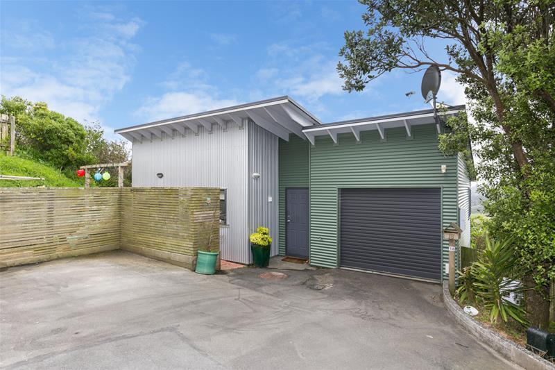 18 Atamira Close, Churton Park, Wellington - Carousel 9