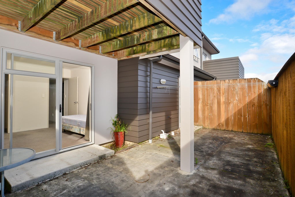 15D Charlemont Street, Whitiora, Hamilton - Carousel 17