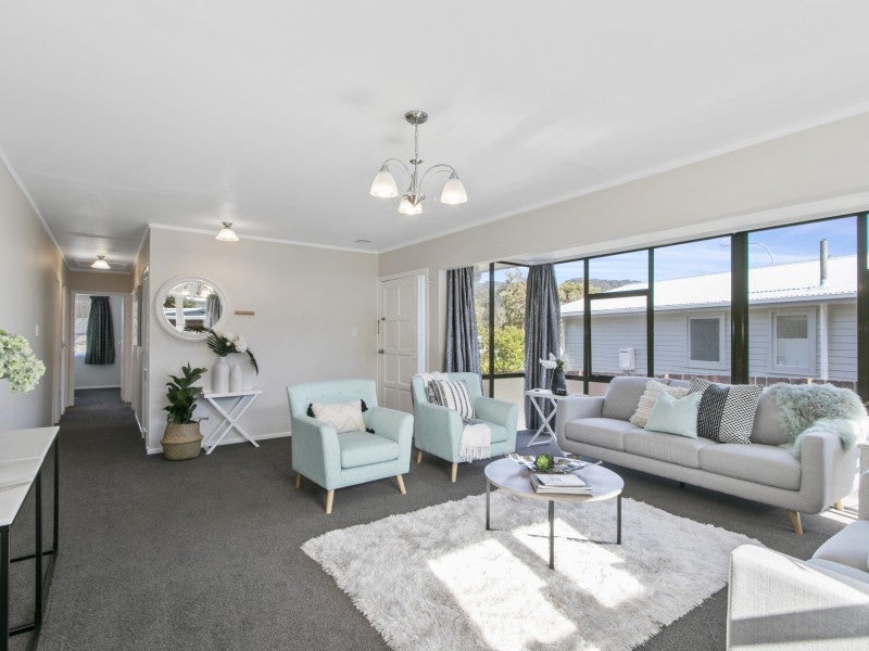 77 Parkway, Wainuiomata, Lower Hutt - Carousel 2