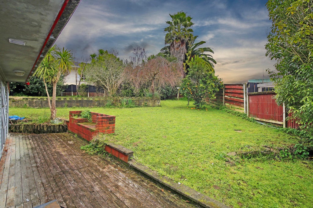 8 Manapouri Place, Glenview, Hamilton - Carousel 12