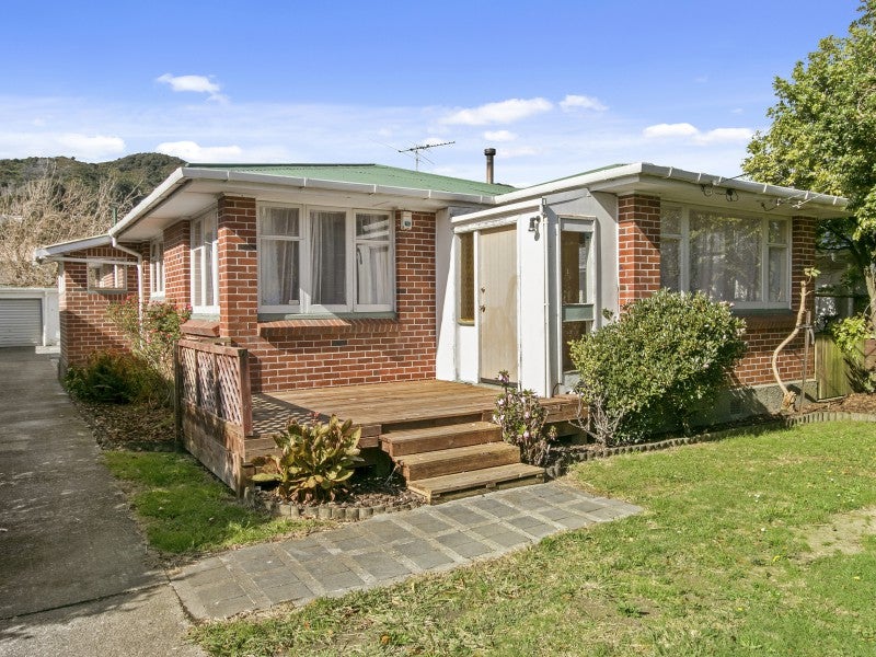 326 Waiwhetu Road, Fairfield, Lower Hutt - Carousel 1