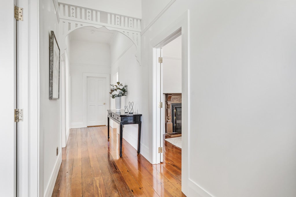 25 Beaconsfield Street, Grey Lynn, Auckland - Carousel 2