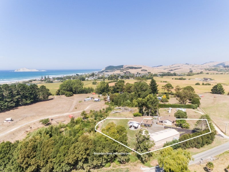 2195 Waimarama Road, Waimarama, Havelock North - Carousel 1
