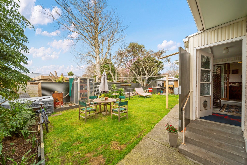 109 Govett Avenue, Frankleigh Park, New Plymouth - Carousel 2