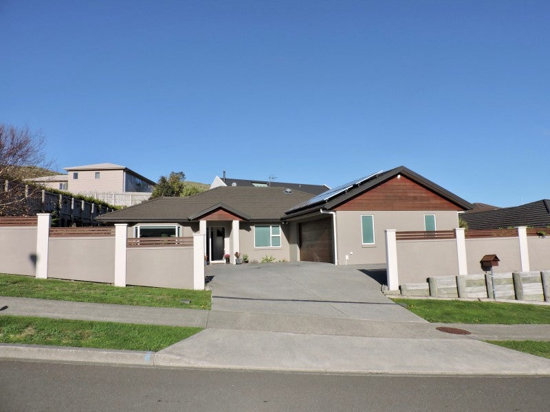 15 Mervyn Kemp Drive, Tawa, Wellington - Carousel 1