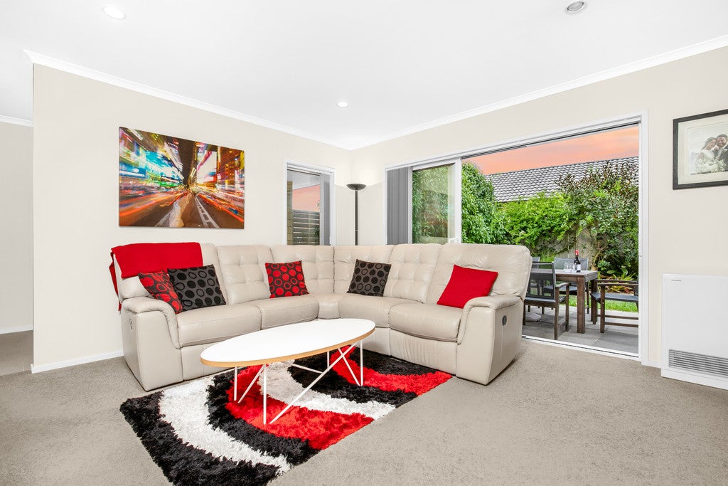 12 Lombardia Way, Karaka, Papakura - Carousel 2