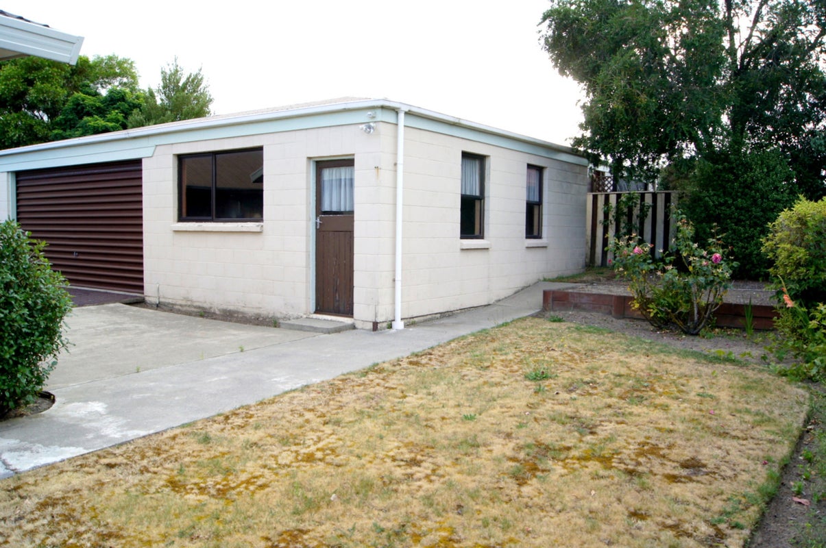 238 Queenspark Drive, Parklands, Christchurch - Carousel 7