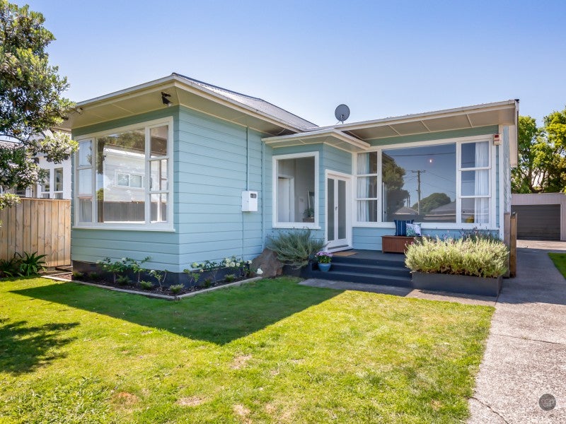 81 Wakefield Street, Alicetown, Lower Hutt - Carousel 1