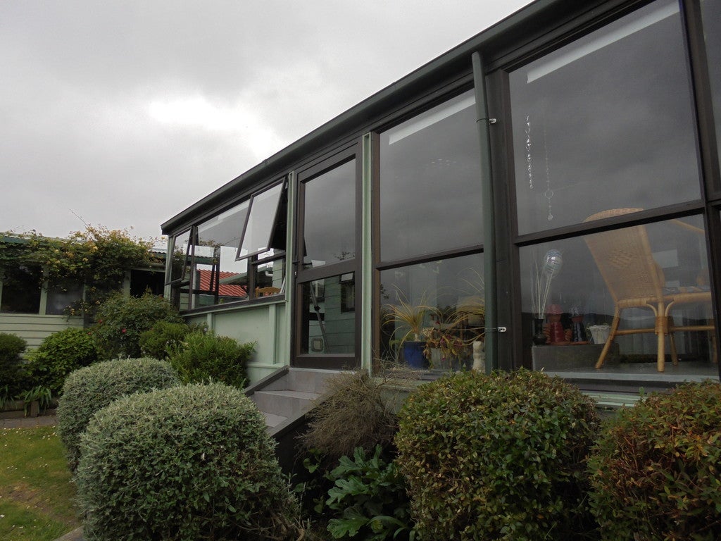 184 Holborn Drive, Stokes Valley, Lower Hutt - Carousel 2