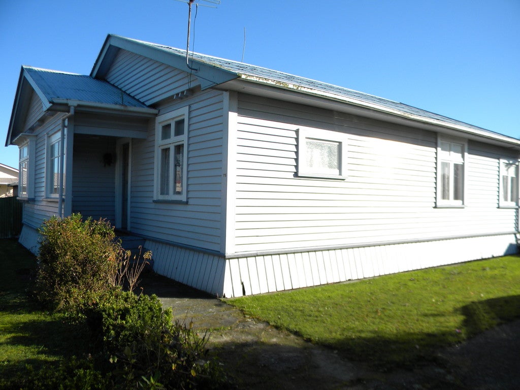 75 Livingstone Street, Hokitika - Carousel 14