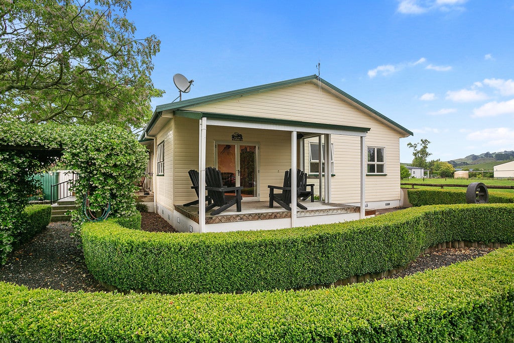 16 Ormsby Road, Pirongia, Te Awamutu - Carousel 2